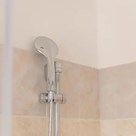 Апартаменты I-host Luxury - Certosa 1 *